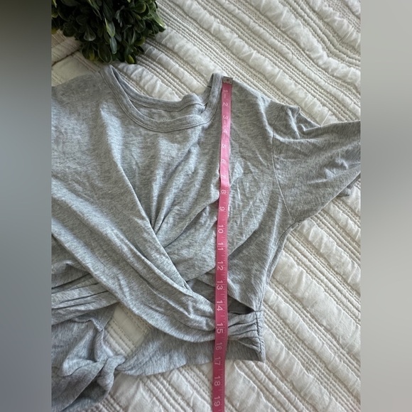 Aerie Women’s Gray Wrap Tie Back Crop Top Size XS - Picture 6 of 12